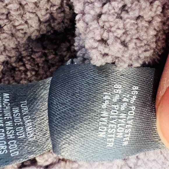 Aerie sweater pullover hoodie light purple lilac small - excellent condition. - Picture 7 of 7